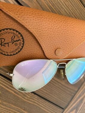 Ray-Ban Silver Frame Sunglasses with lavender tinted Lenses and Brown Case